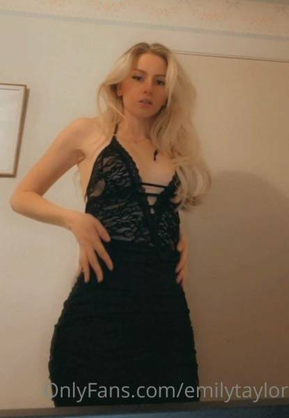 MsFiiire Sexy Dress Striptease Onlyfans Video Leaked - Usa on ladyda.com
