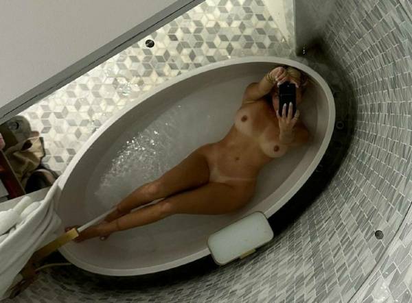 Corinna Kopf Nude Topless Bath Onlyfans Set Leaked on ladyda.com