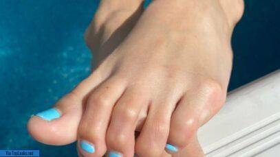 Natalie Roush Wet Feet Onlyfans Set Leaked nudes on ladyda.com