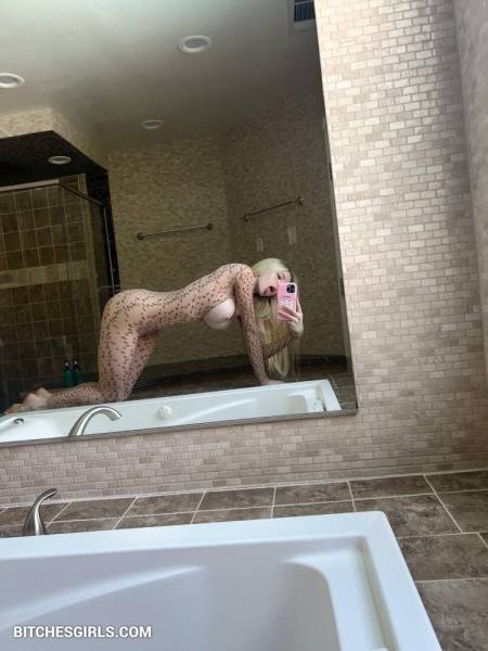 Msfiiire Youtube Nude Influencer - Amber Star Fansly Leaked Naked Photos on ladyda.com